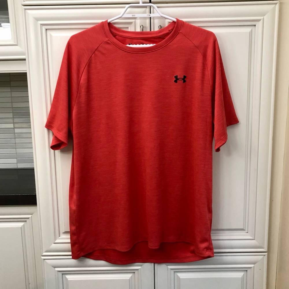 Under Armour men’s athletic t-shirt